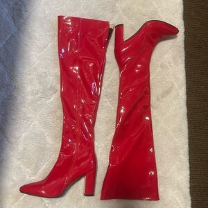 red knee high heel boots!!